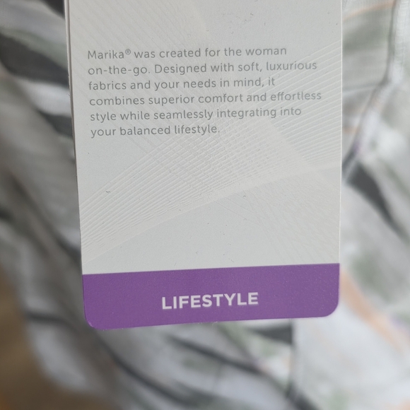 Marika Womens Tank Top Size Large - Picture 3 of 6